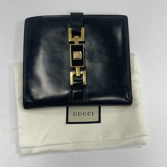 Gucci Vintage Jackie Piston Lock Compact Patent Leather Wallet-Black - Preowned - Picture 3 of 15